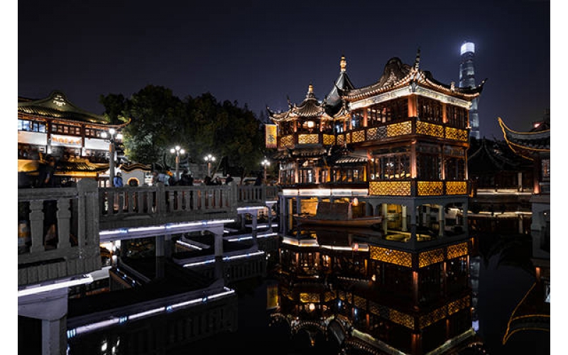 城市廣場(chǎng)夜景亮化工程怎么做？這篇文章不要錯(cuò)過